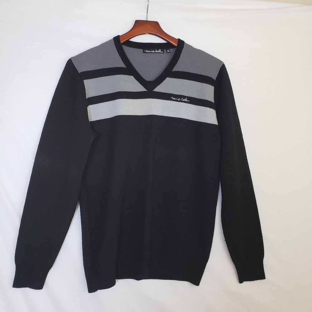 Travis Mathew 100% Merino Wool Striped Sweater Men's Medium Gray Black V-Neck